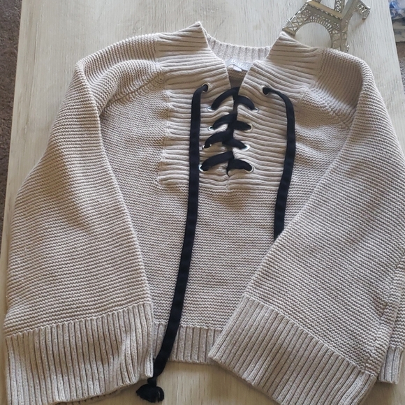 Marled Sweaters - Marled Reunited Clothing sweater